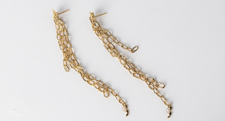 guldörhängen 18k guld